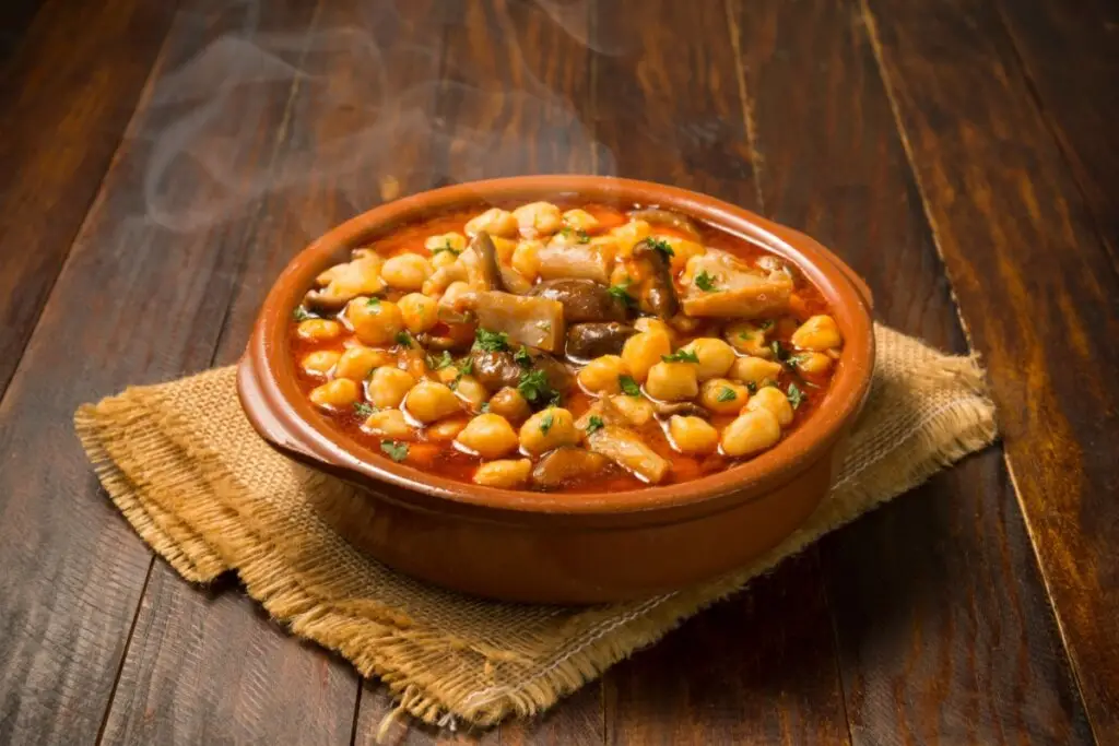 7 receitas de ensopados para se aquecer no inverno