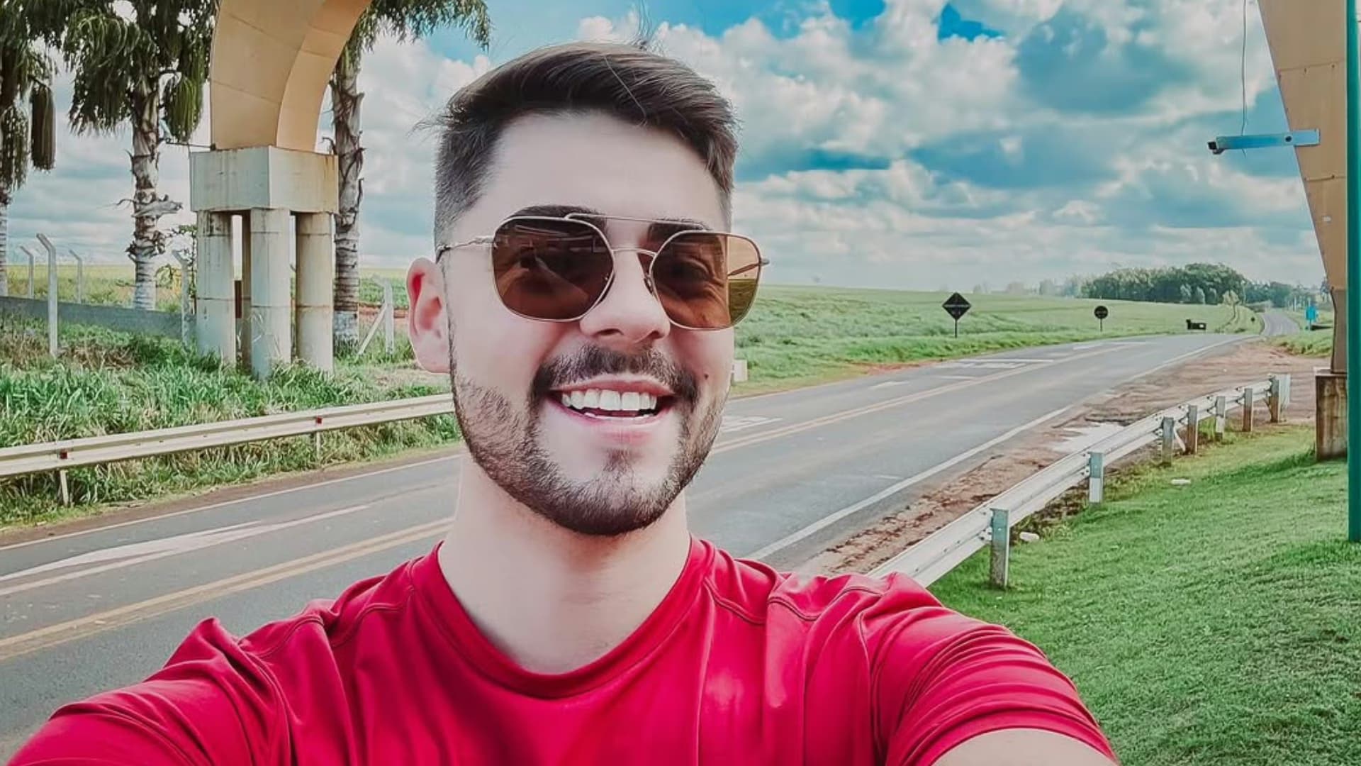 Enrico, filho de Chitãozinho, conhece a cidade de Astorga, terra natal de Chitãozinho e Xororó