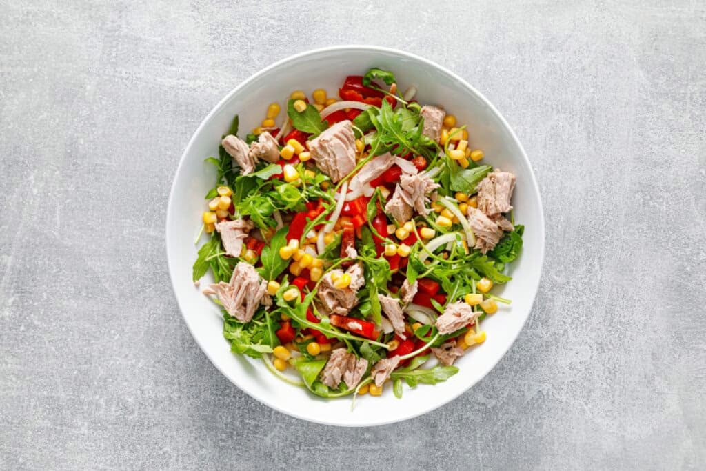 5 receitas práticas com atum em lata para o almoço