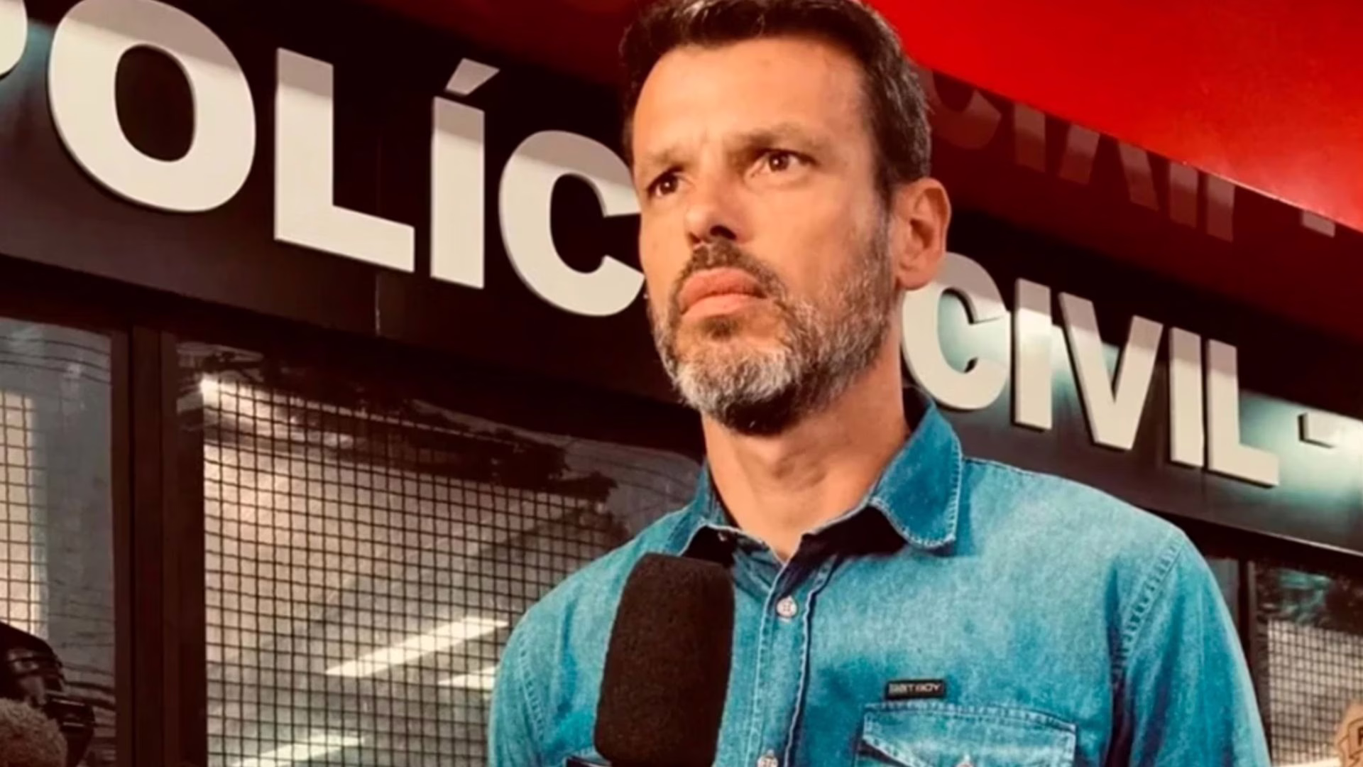 Vaza novo vídeo polêmico mostrando início da briga entre repórteres