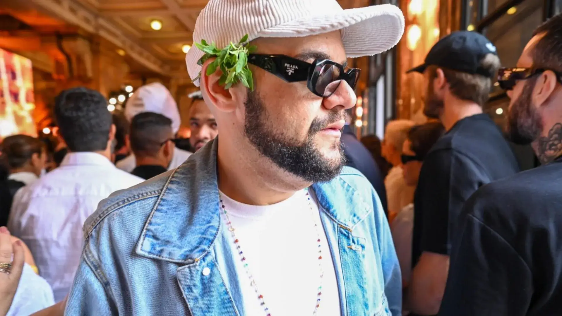 Gominho se irrita após apagarem playlist do velório de Preta Gil