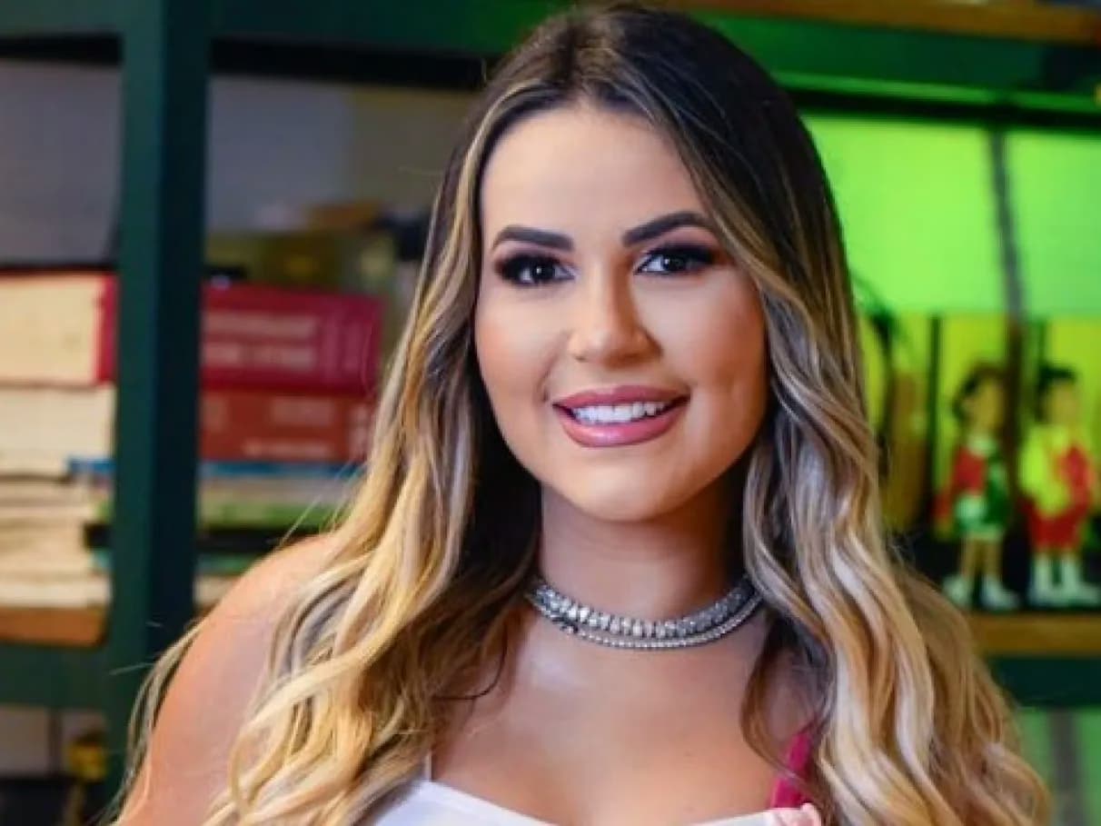 Deolane revela prática inusitada que virou parte da rotina fitness