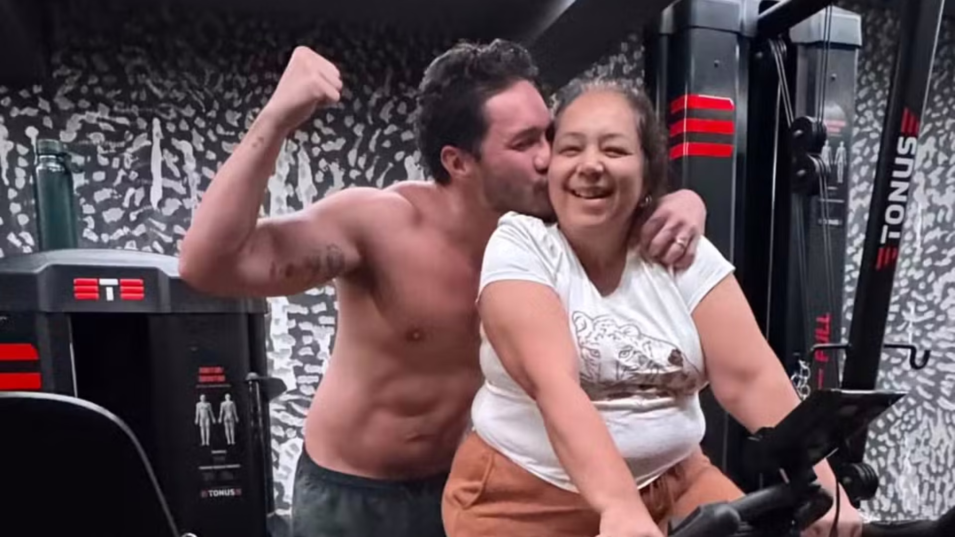 Eliezer fala sobre processo da mãe para diminuir uso de remédios