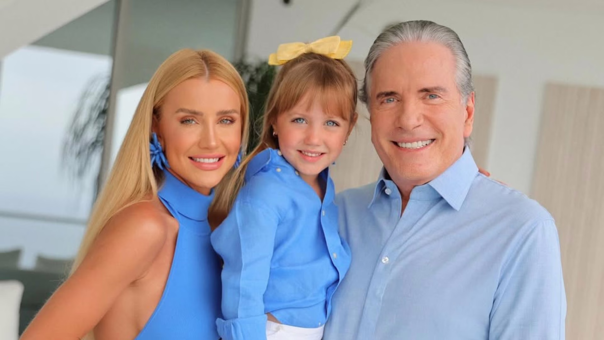 Roberto Justus e Ana Paula Siebert repudiam ataques à filha de 5 anos