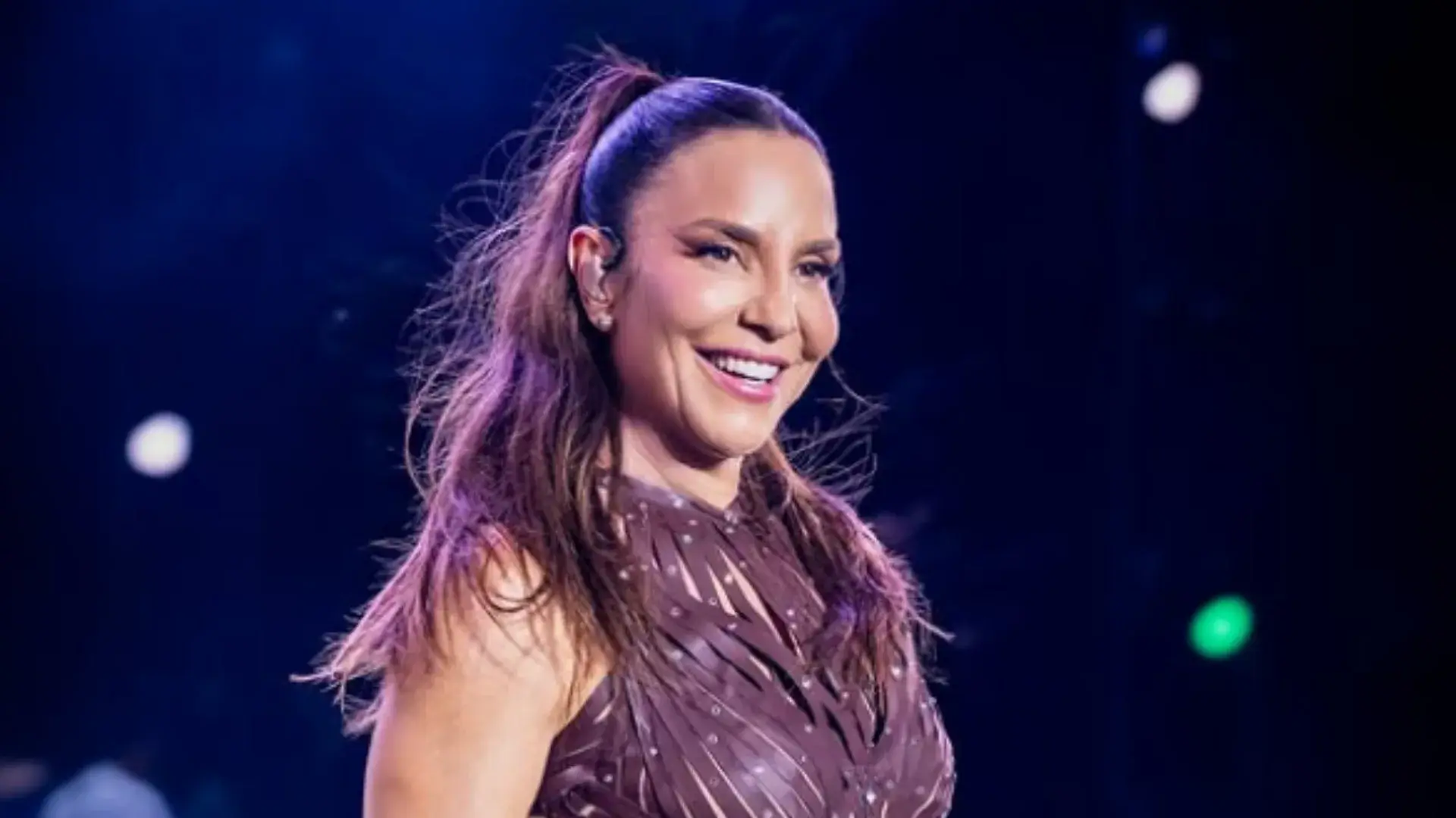 Blogueira? Ivete ironiza vida digital e diverte com resposta sincera