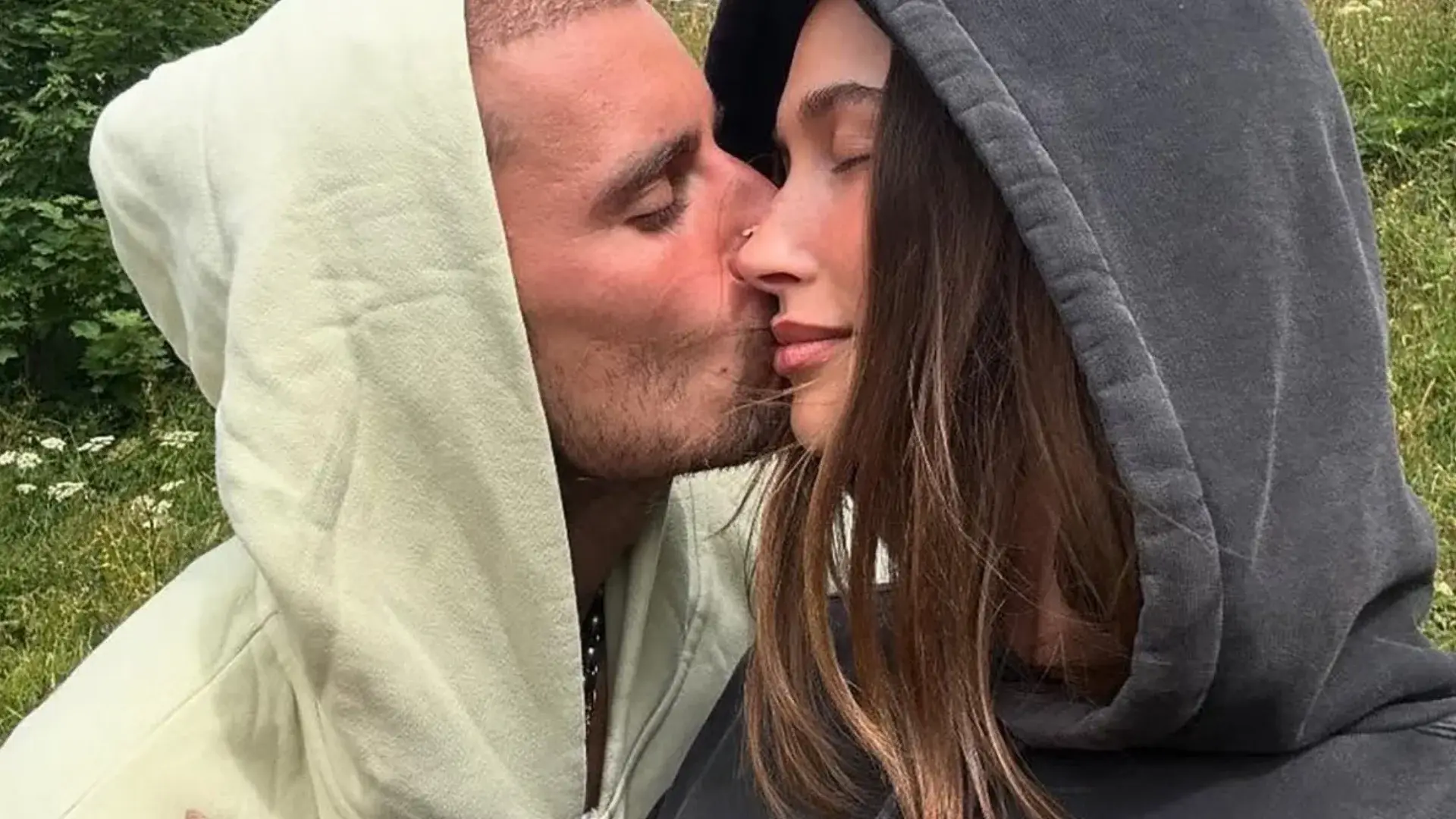 Justin Bieber adia dívida milionária à espera de venda da Rhode