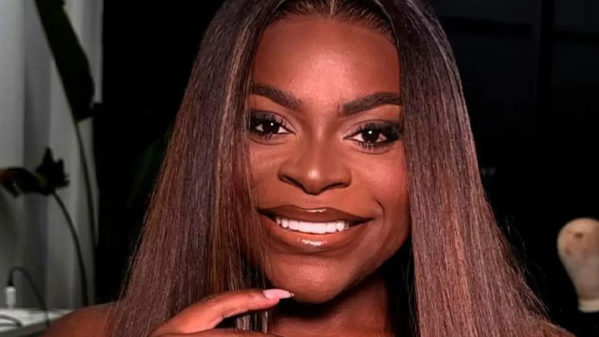 Jojo Todynho surpreende ao mostrar antes de depois da bariátrica