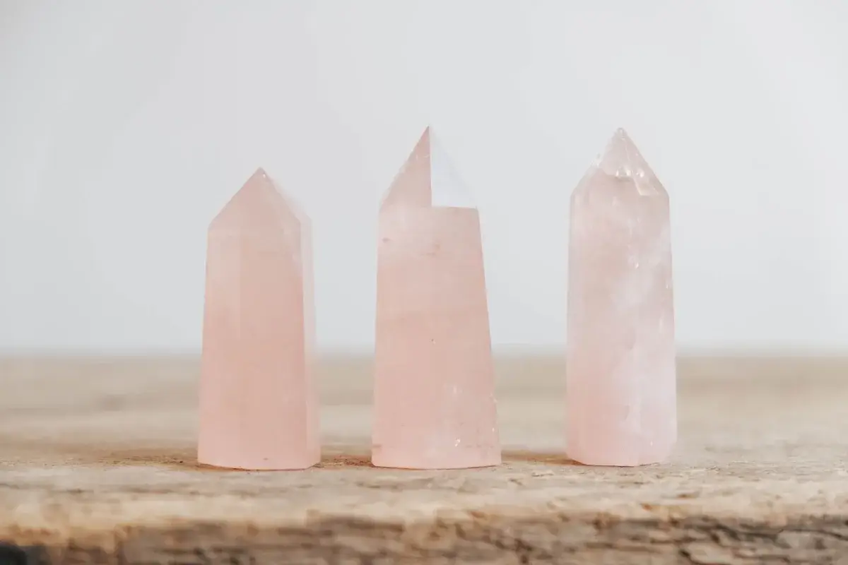 5 amuletos para atrair sorte, proteção e prosperidade