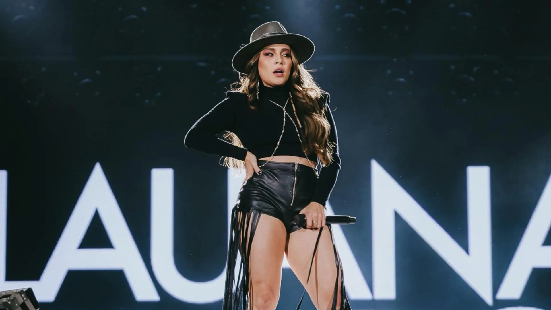 Lauana Prado relembra incidente em avião e desabafa