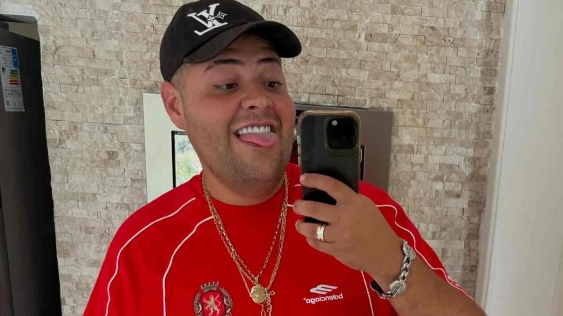 Influenciador Maumau mostra cela onde ficou preso após operação contra jogos ilegais