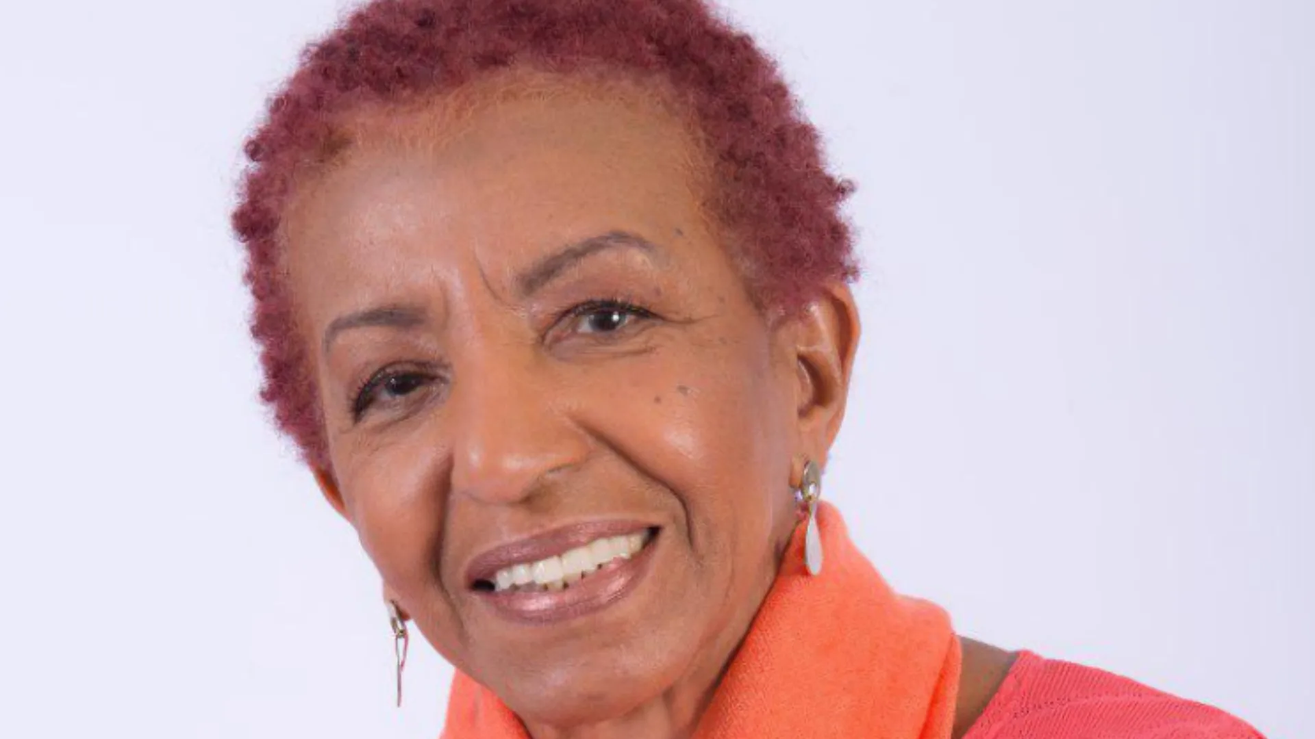 Leci Brandão é internada em São Paulo sem previsão de alta