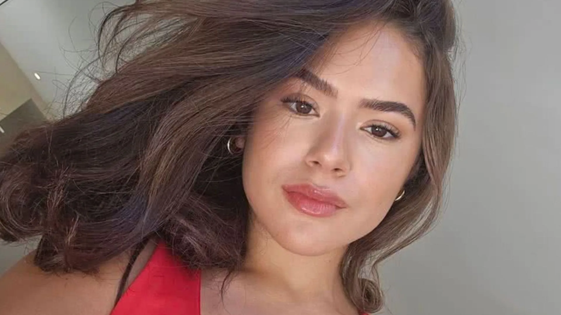 Maisa cita exposição nas redes sociais e deixa conselho ao público