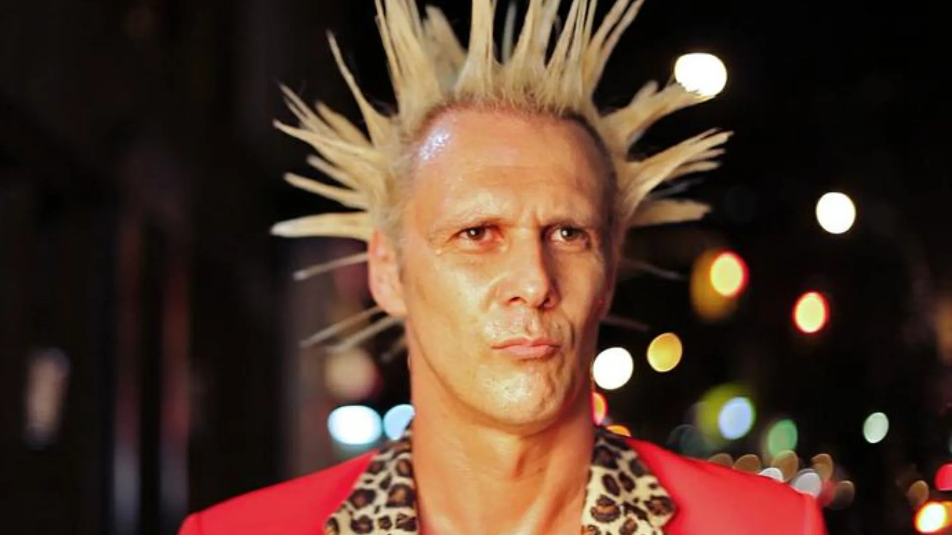 Supla explica motivo de pintar os cabelos de loiro desde os 17 anos