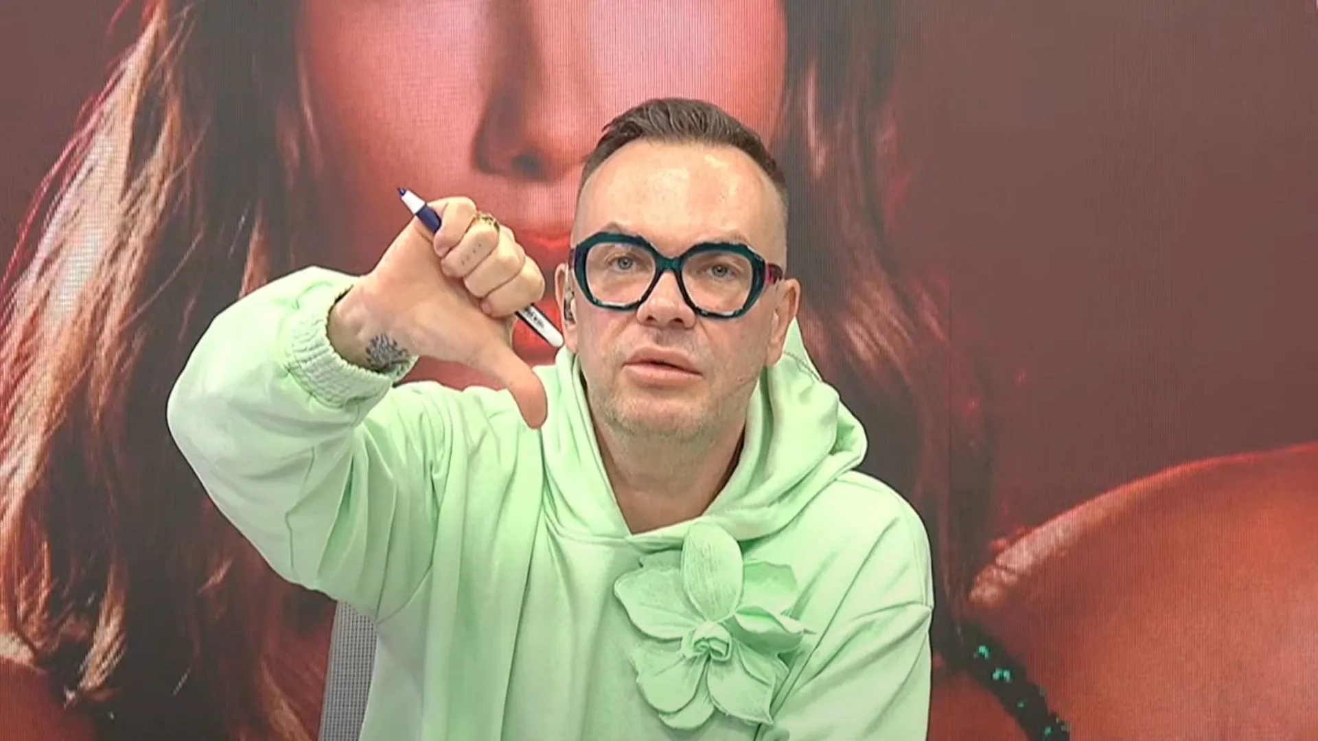 Felipeh Campos comenta vídeo polêmico de Virginia sambando