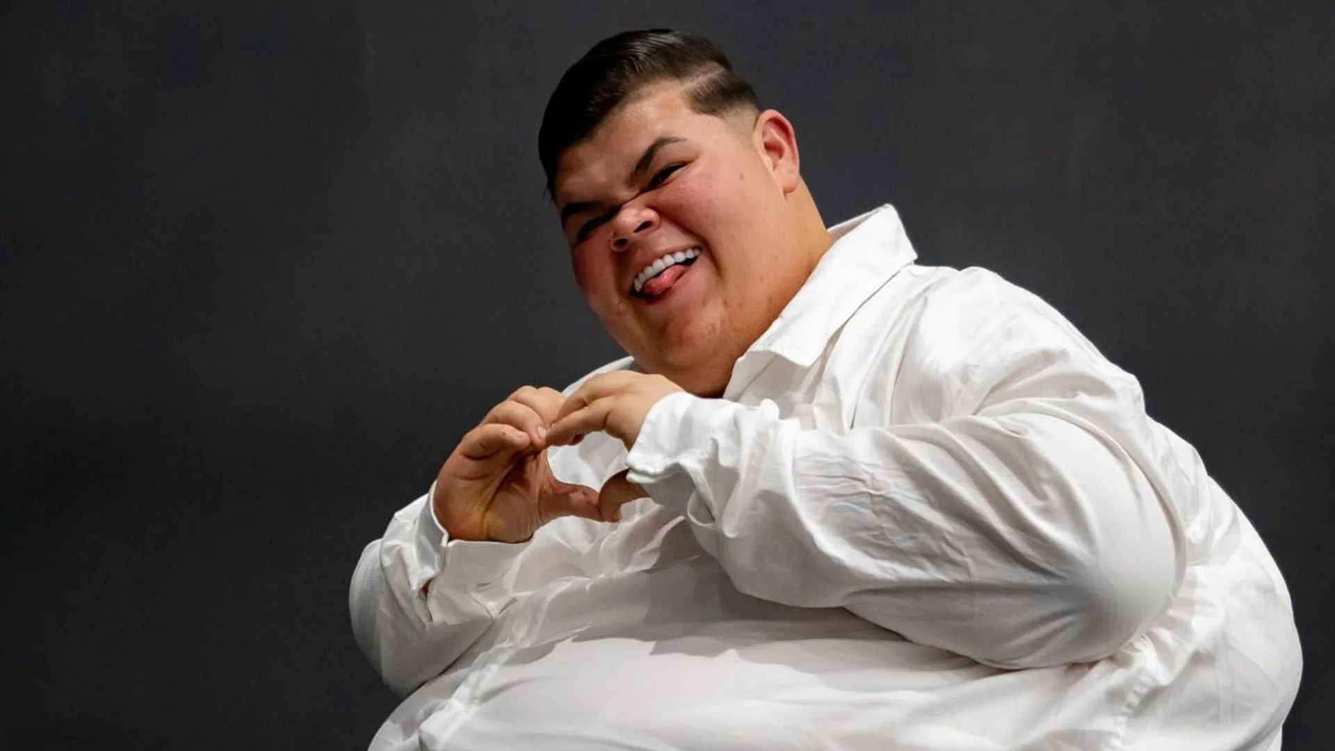 Emocionado, Gordão da XJ revela ter perdido 115 kg em 2 anos