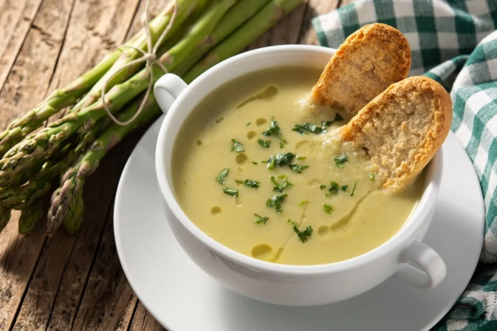 4 receitas práticas e deliciosas com aspargo