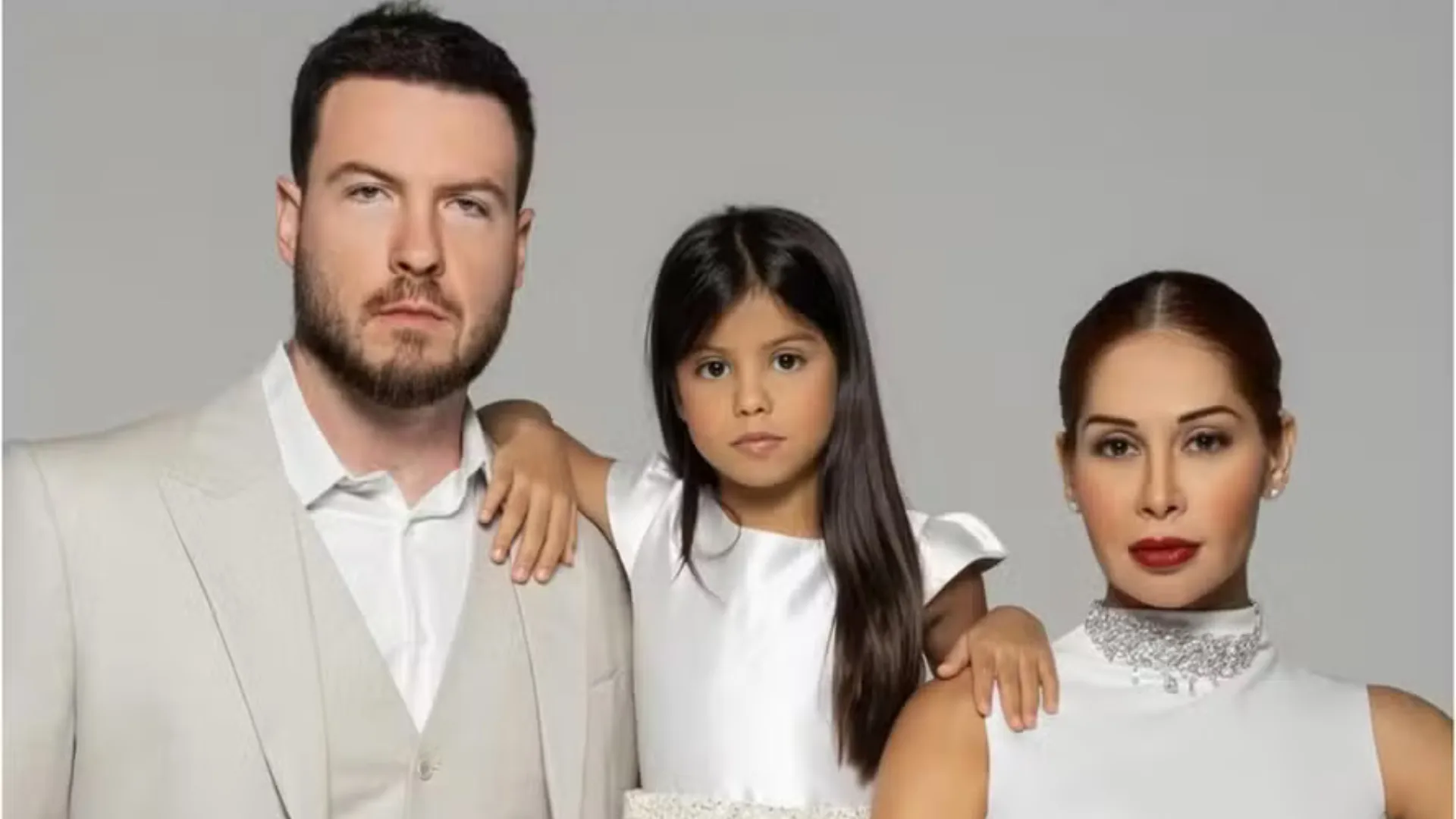 Maíra Cardi remarca parto de Eloah para prestigiar apresentação da filha Sophia