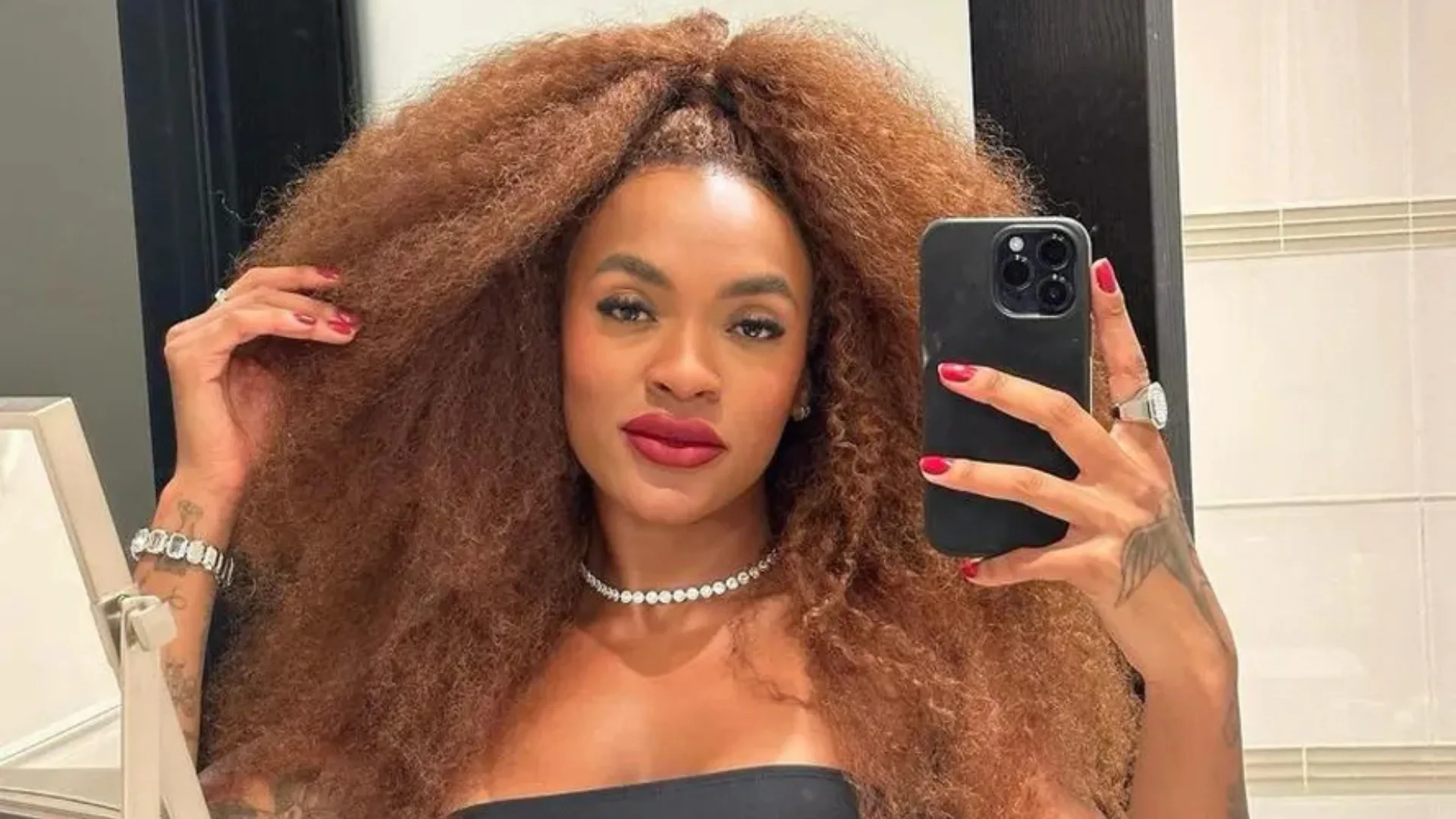 Patrícia Ramos critica preço do iPhone 17 e gera debate nas redes