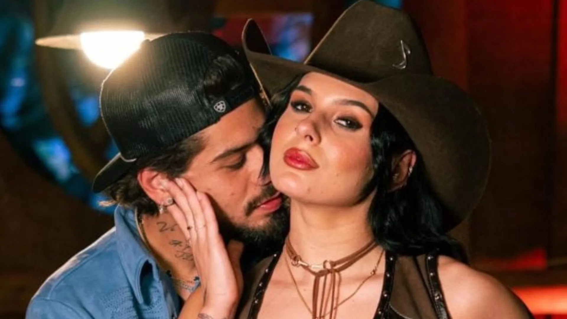 Ana Castela cita feat com Zé Felipe e anuncia nova parceria com o cantor