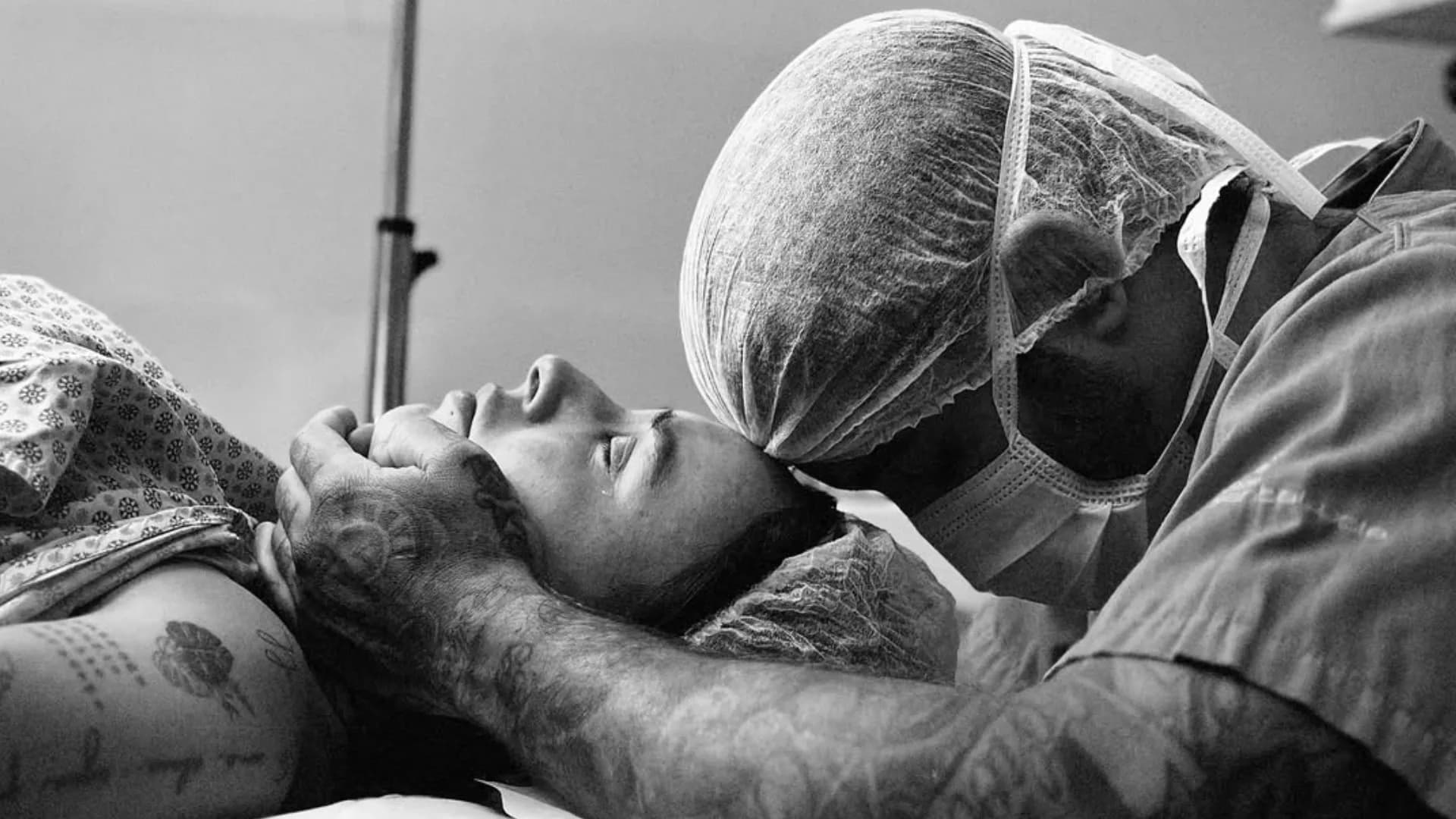 Clara Maia exibe os bastidores de parto prematuro dos filhos