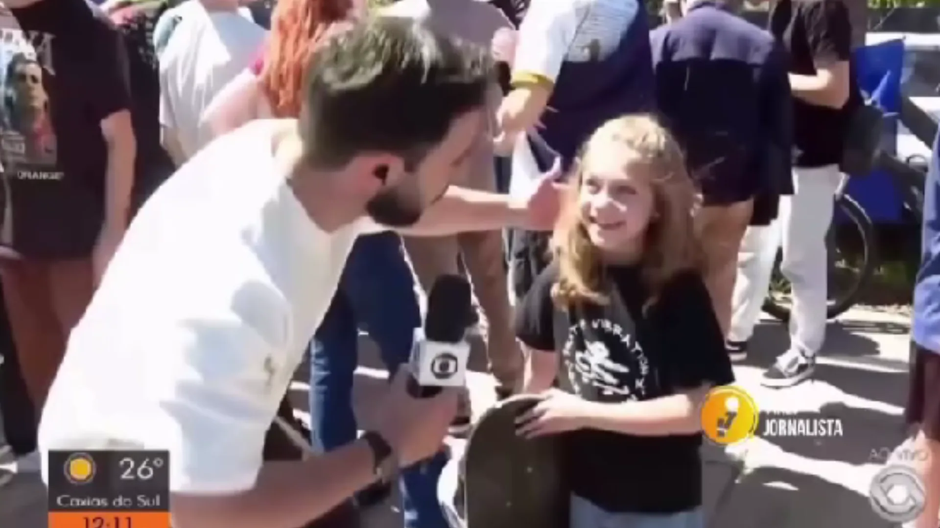 Criança surpreende repórter com resposta sincera sobre aula