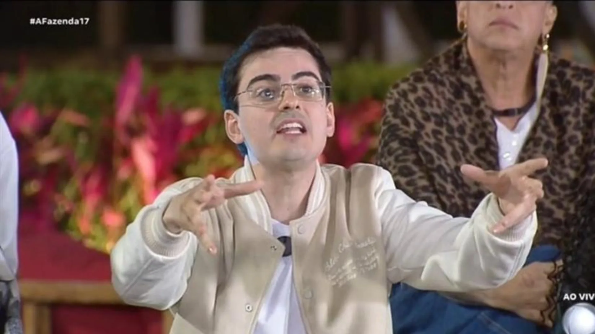 Dudu Camargo corta Michelle Barros ao vivo e gera climão