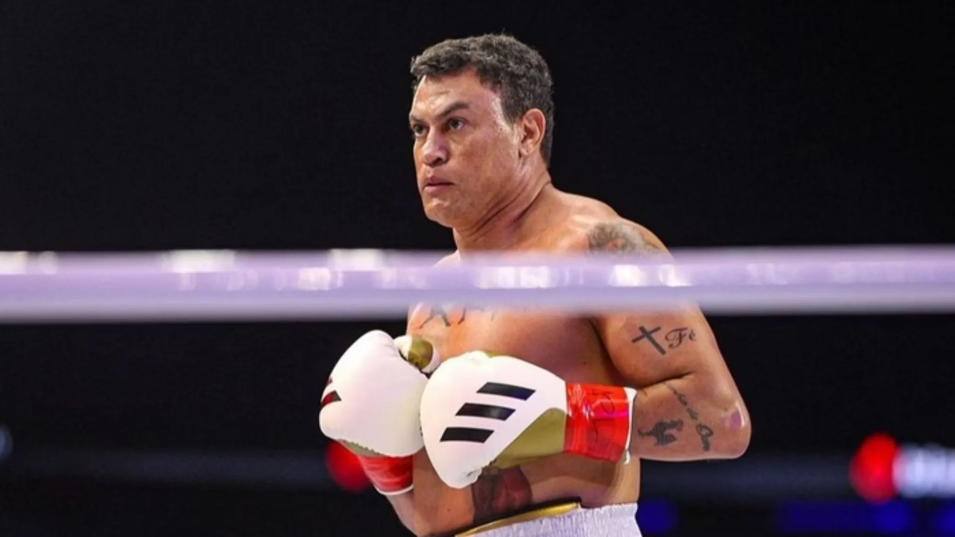 Popó se pronuncia após confusão em duelo contra Wanderlei Silva
