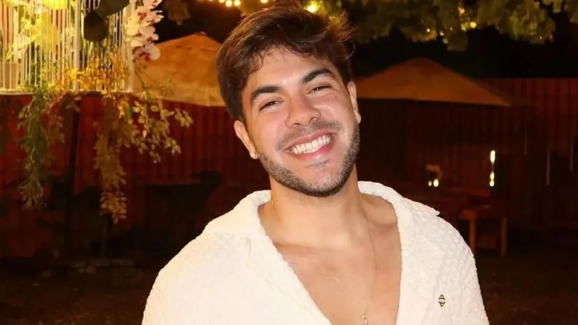 Álvaro comenta pedido de namoro de Vini Jr. e Virginia: “Uma loba”