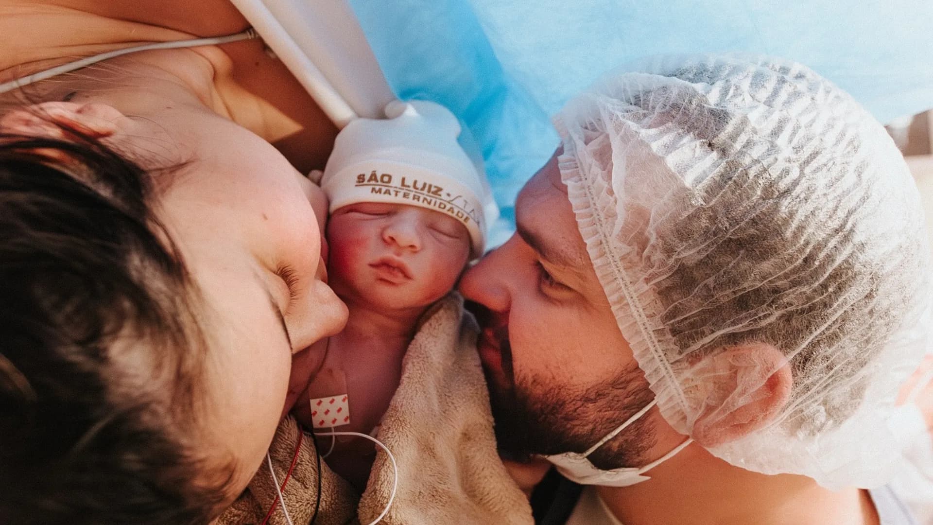 Nasce Benício, filho do cantor Felipe, da dupla Felipe e Rodrigo, com apenas 7 meses de gestação