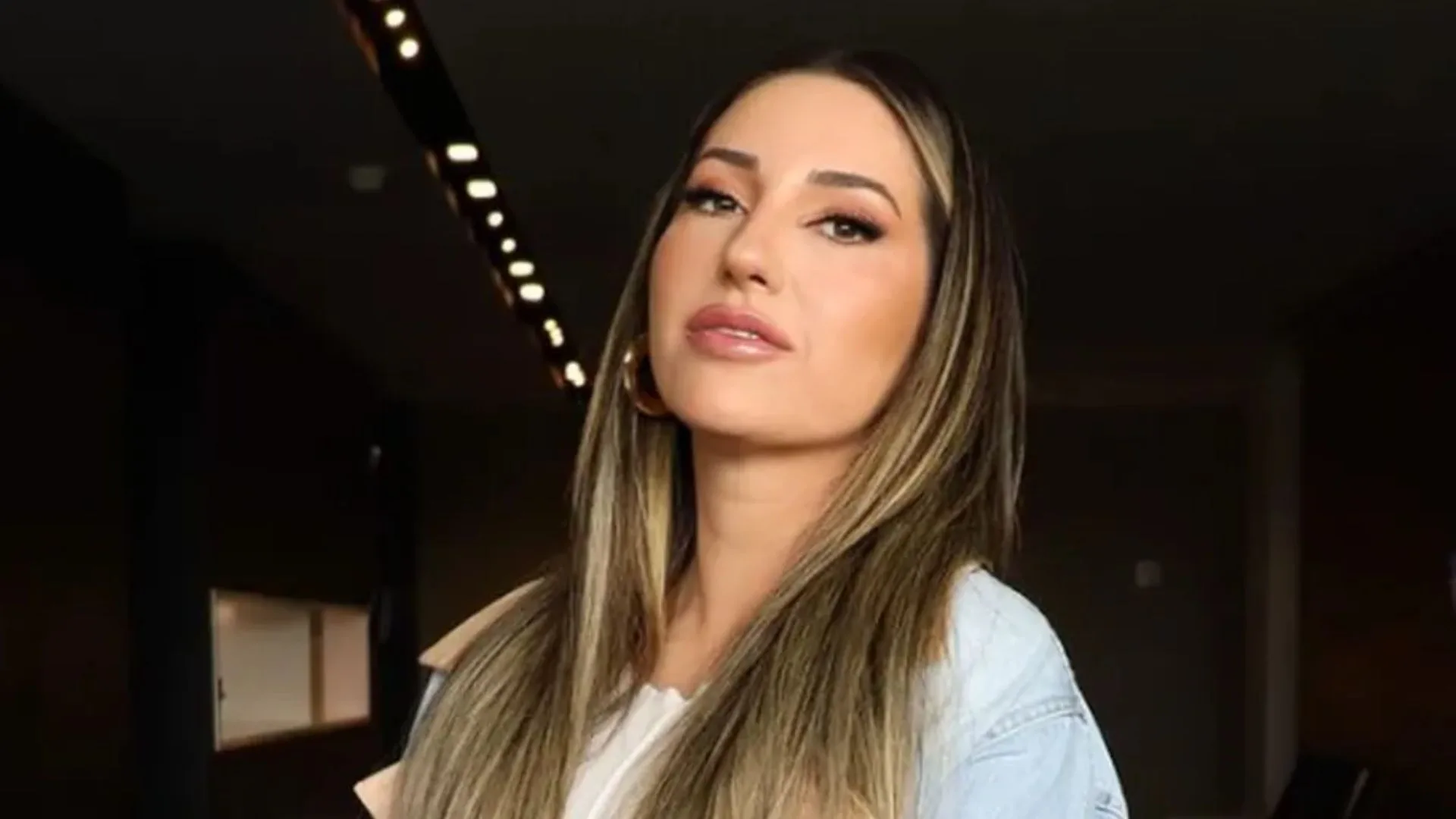 Amanda Meirelles exibe processo de recuperação após cirurgia de lipedema