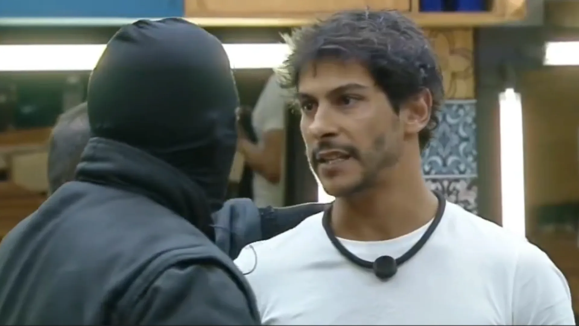 A Fazenda 17: Briga passa dos limites e produção intervém