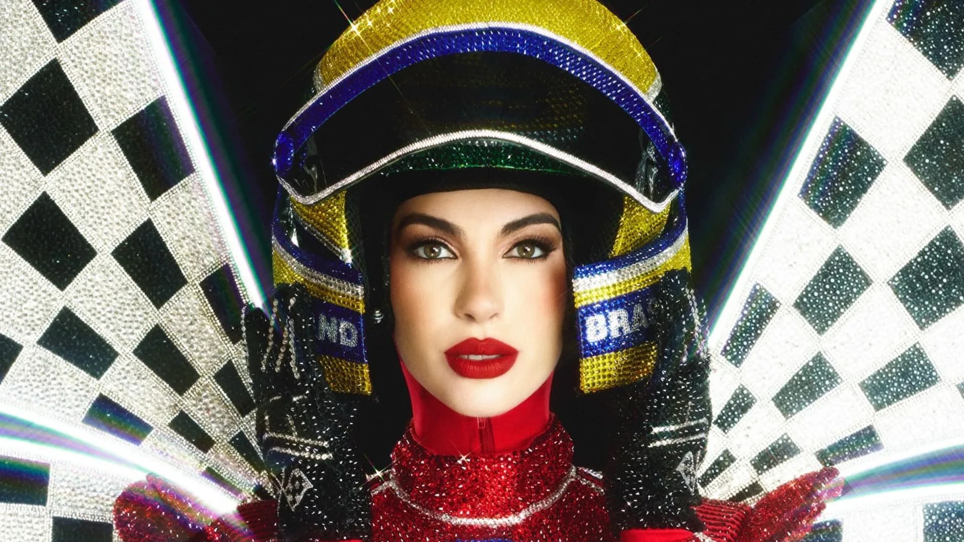 Kaliana Diniz homenageia Ayrton Senna no Miss Grand International 2025