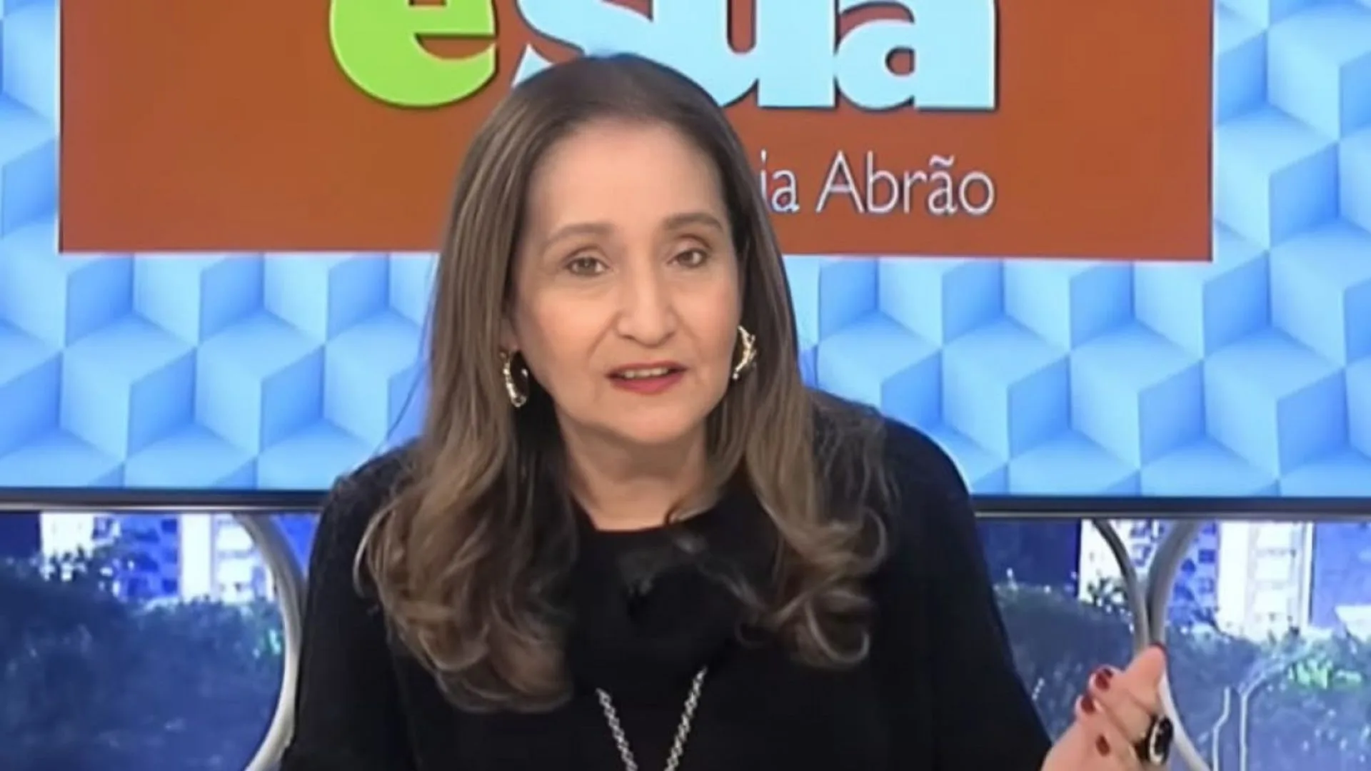 Sonia Abrão detona continuação da novela ‘Avenida Brasil’