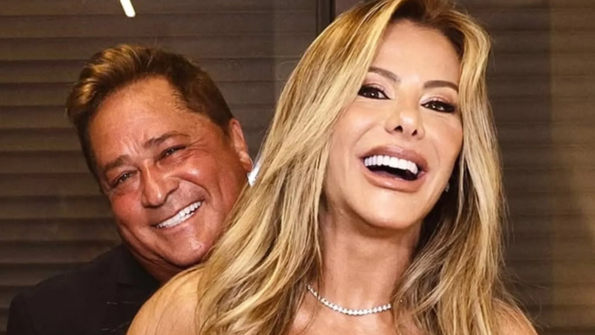 Leonardo revela com bom humor que usa o famoso “azulzinho”