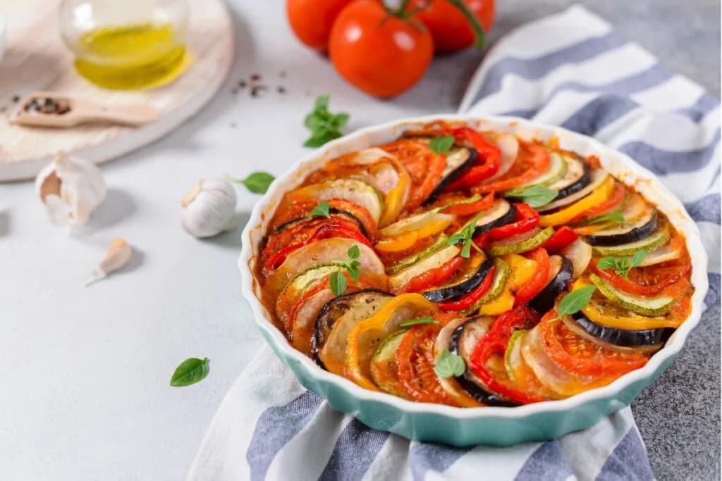 Ratatouille no forno: 3 receitas irresistíveis e fáceis de fazer
