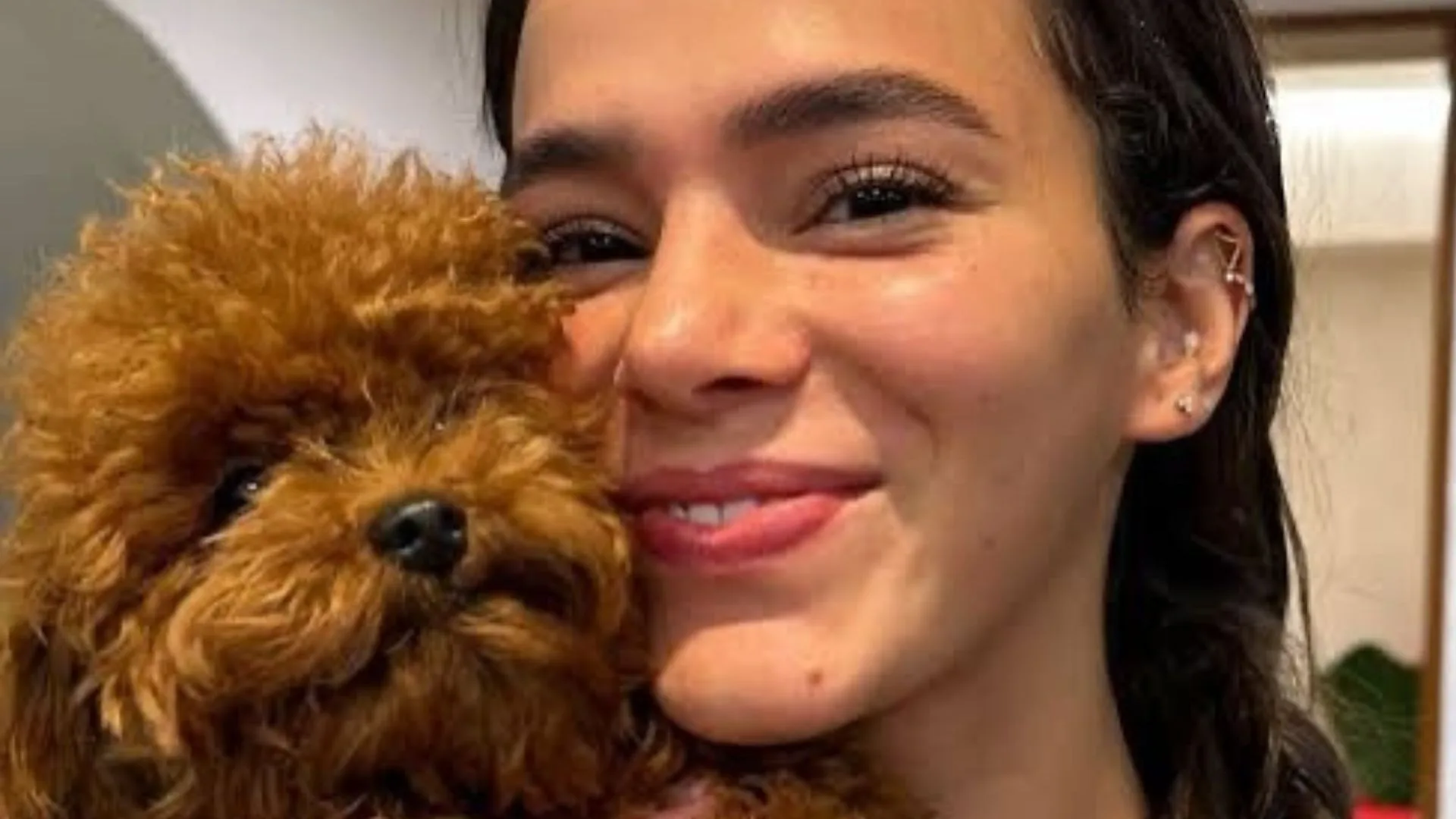Bruna Marquezine revela guarda compartilhada de pet com João Guilherme