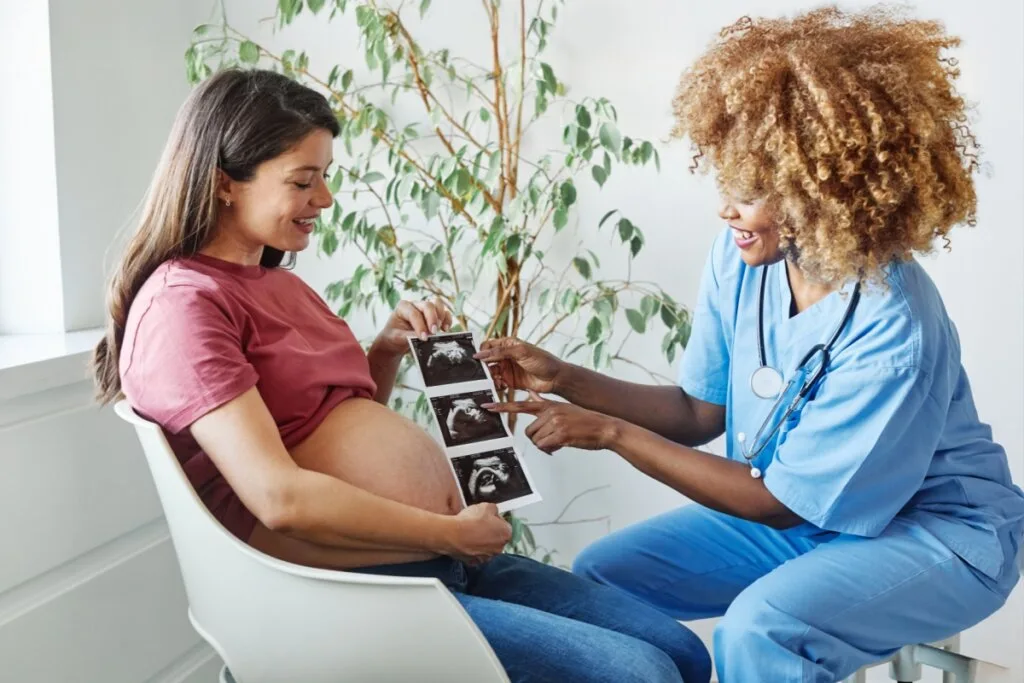 Novembro Roxo: 5 dicas para prevenir o parto prematuro