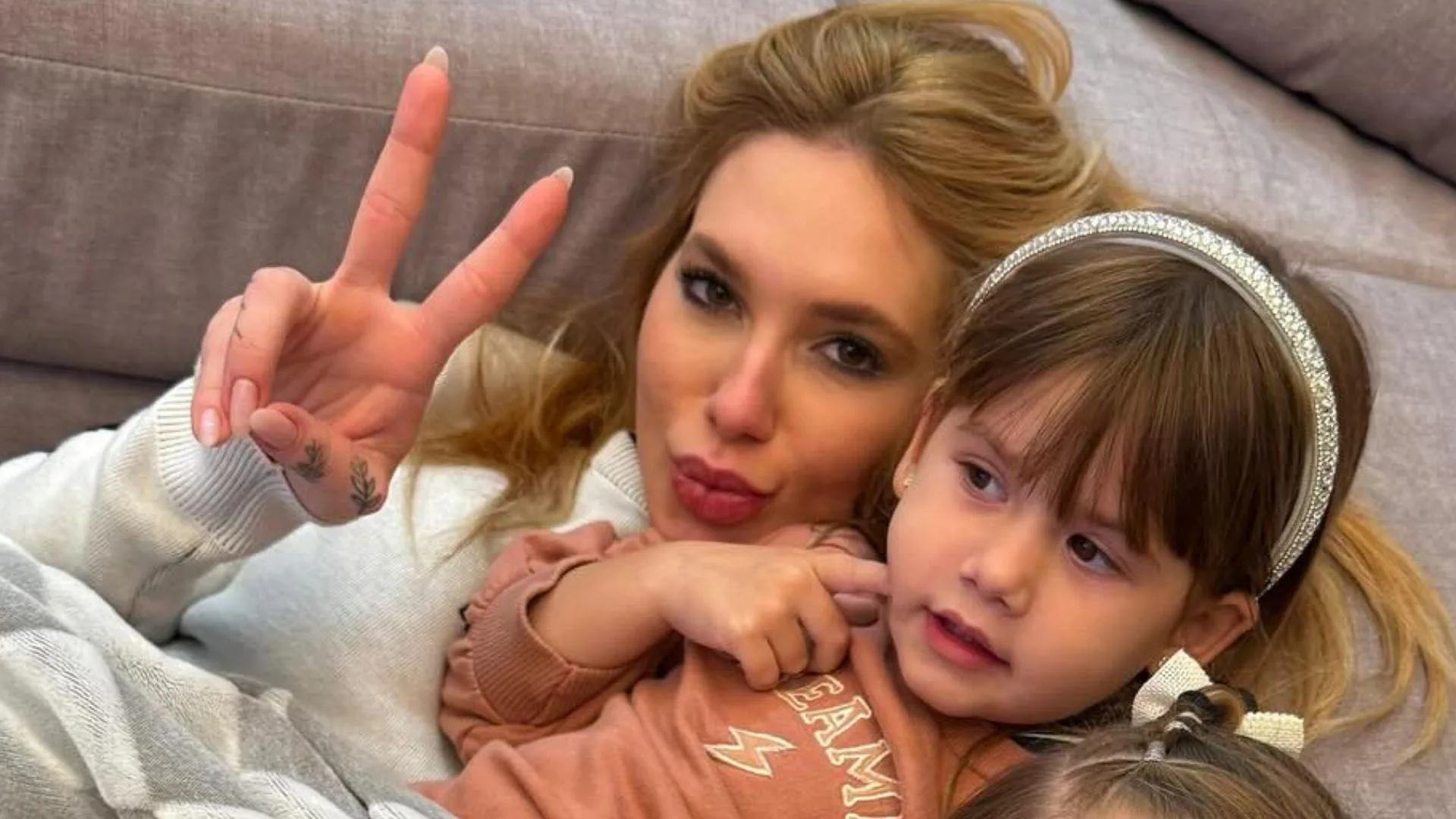 Virginia revela o que falou para a filha, Maria Alice, sobre Ana Castela