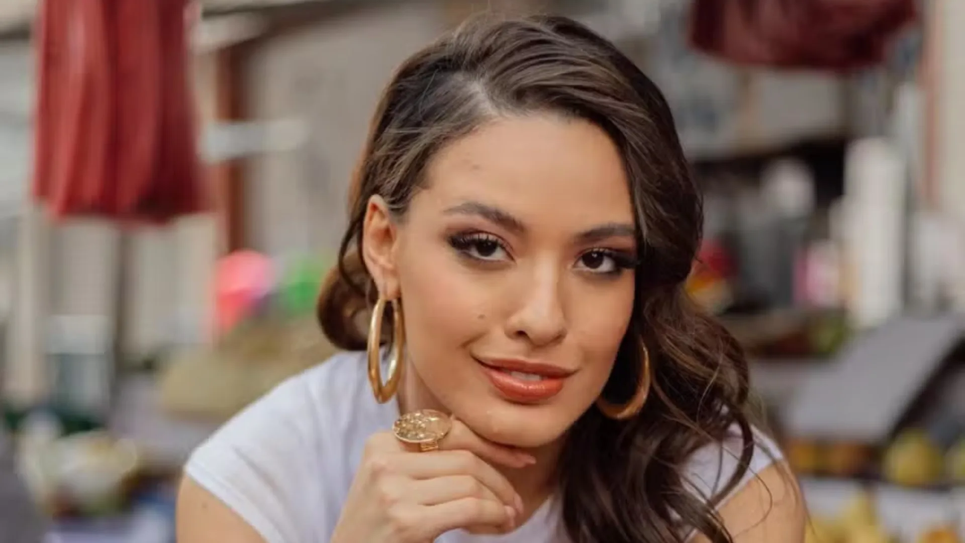 Beatriz Reis celebra conquista da casa própria e relembra fase difícil