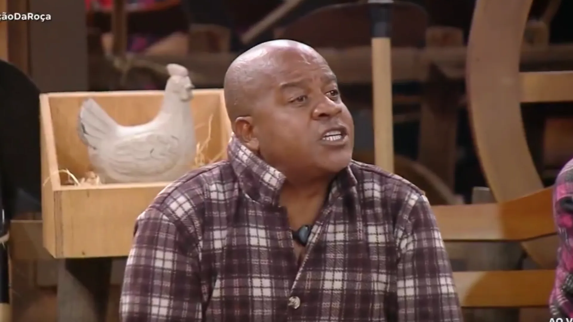 A Fazenda 17: Toninho detona Dudu: “Quer cagar na Record”