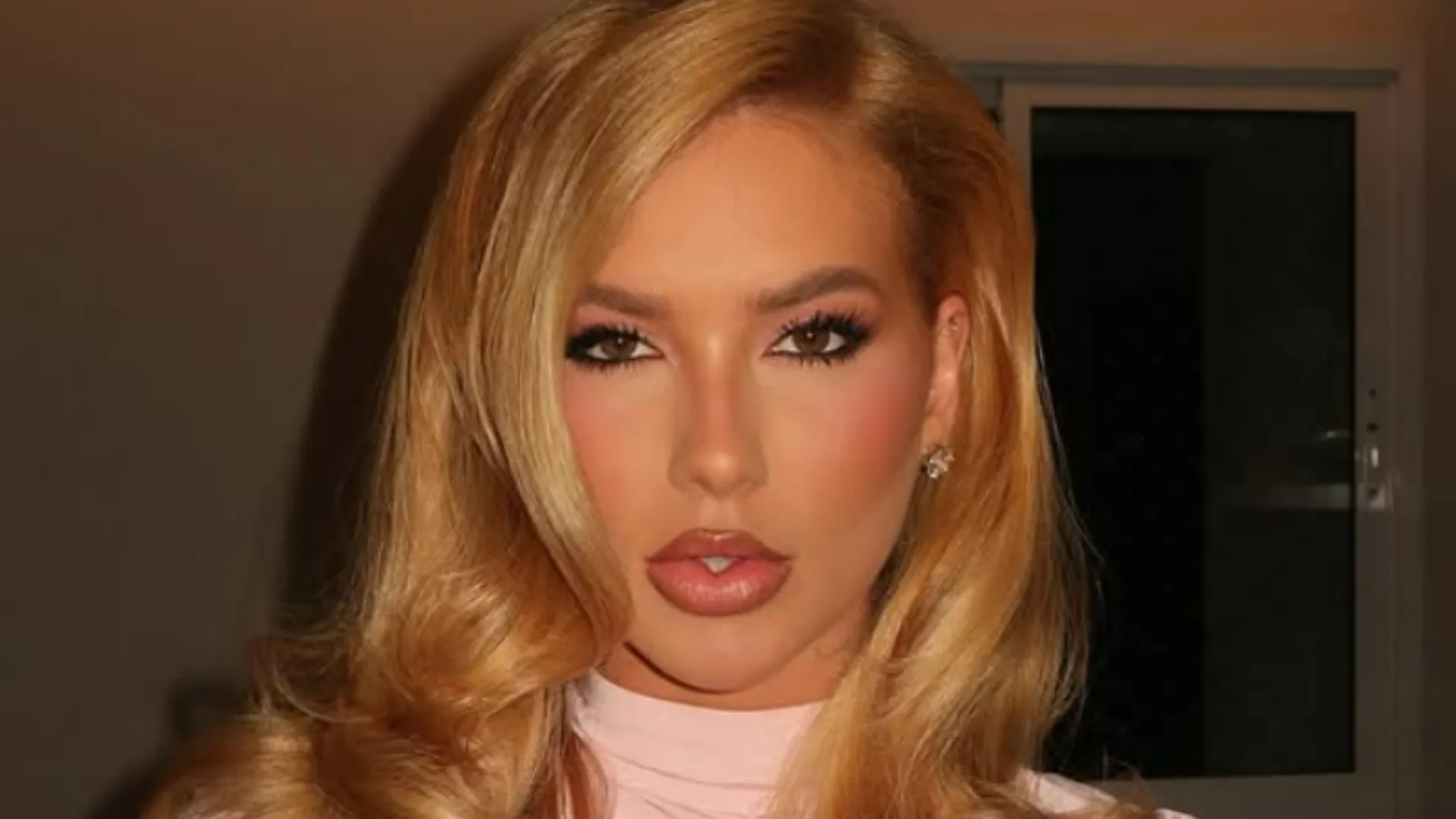 Virginia dubla áudio viral e levanta suspeitas de possível indireta