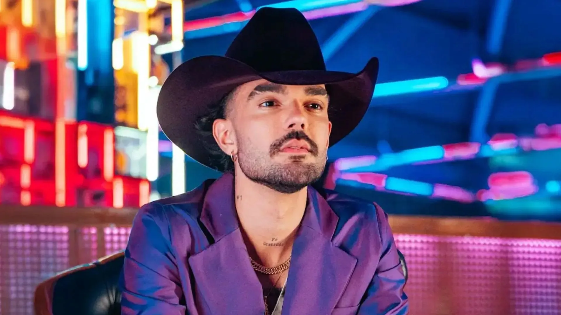 Luan Pereira sofre arritmia cardíaca e é socorrido às pressas em ambulância