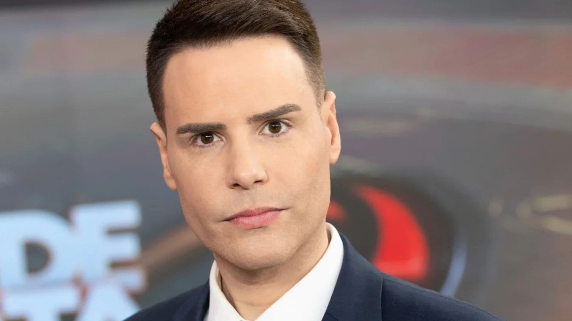 Após rumores de demissão, Luiz Bacci se pronuncia sobre possível saída do SBT