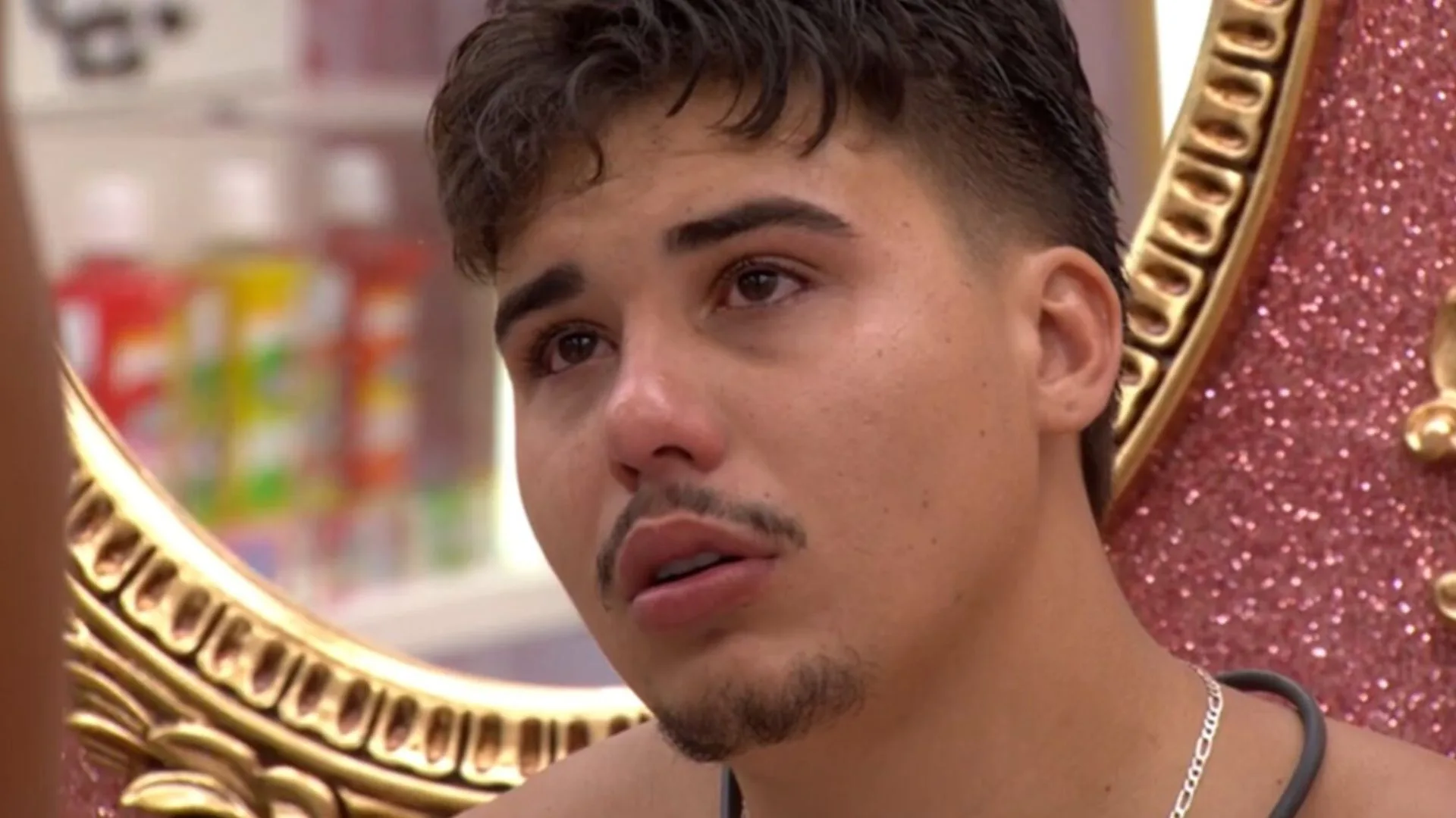 Pela primeira vez, esposa de Pedro se pronuncia e confirma fim do casamento