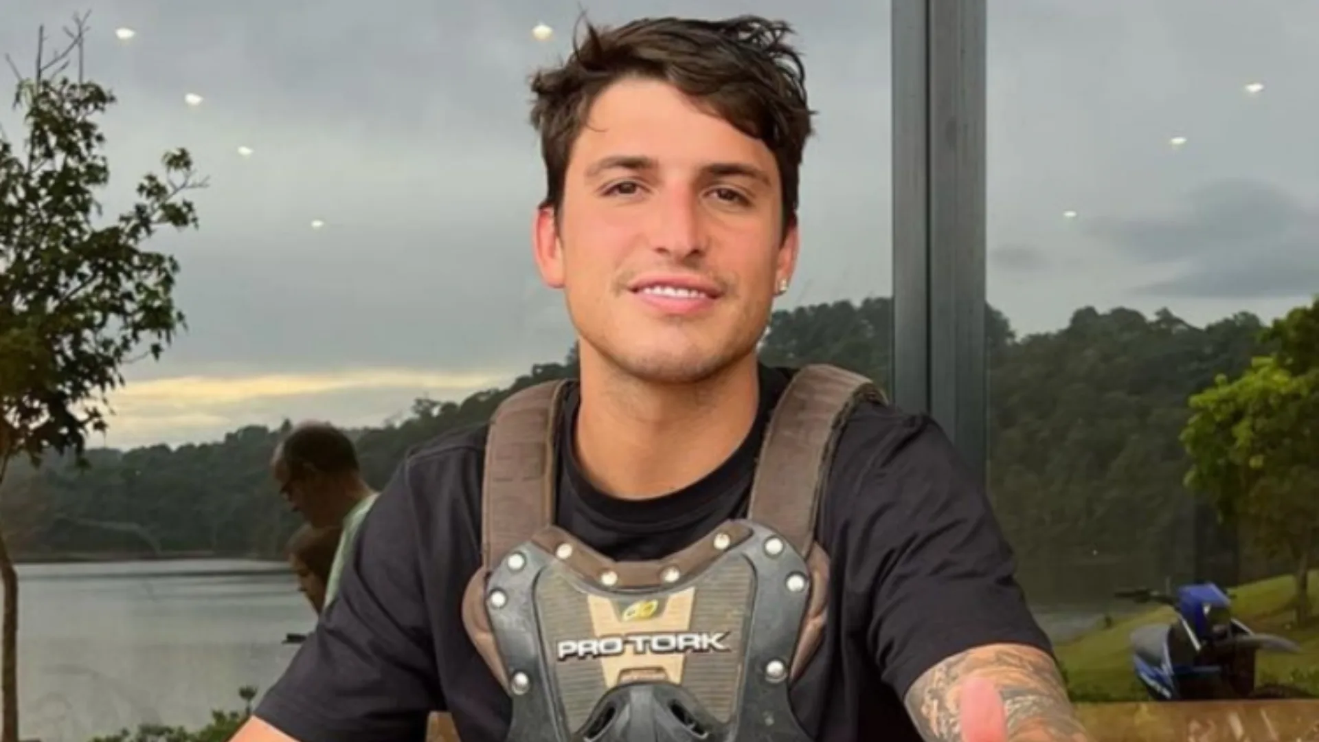 Felipe Prior comenta conflitos entre Pedro e Ana Paula no BBB e fala sobre pressão emocional no jogo