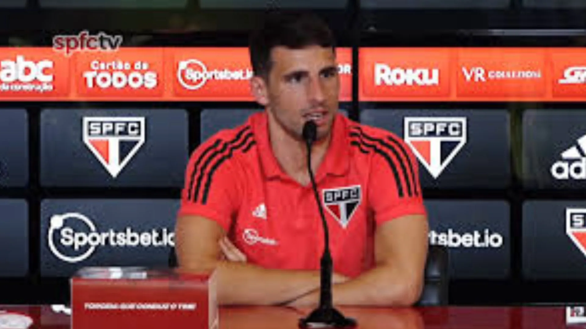 Calleri lamenta derrota do São Paulo: “Temos que calar a boca e trabalhar”