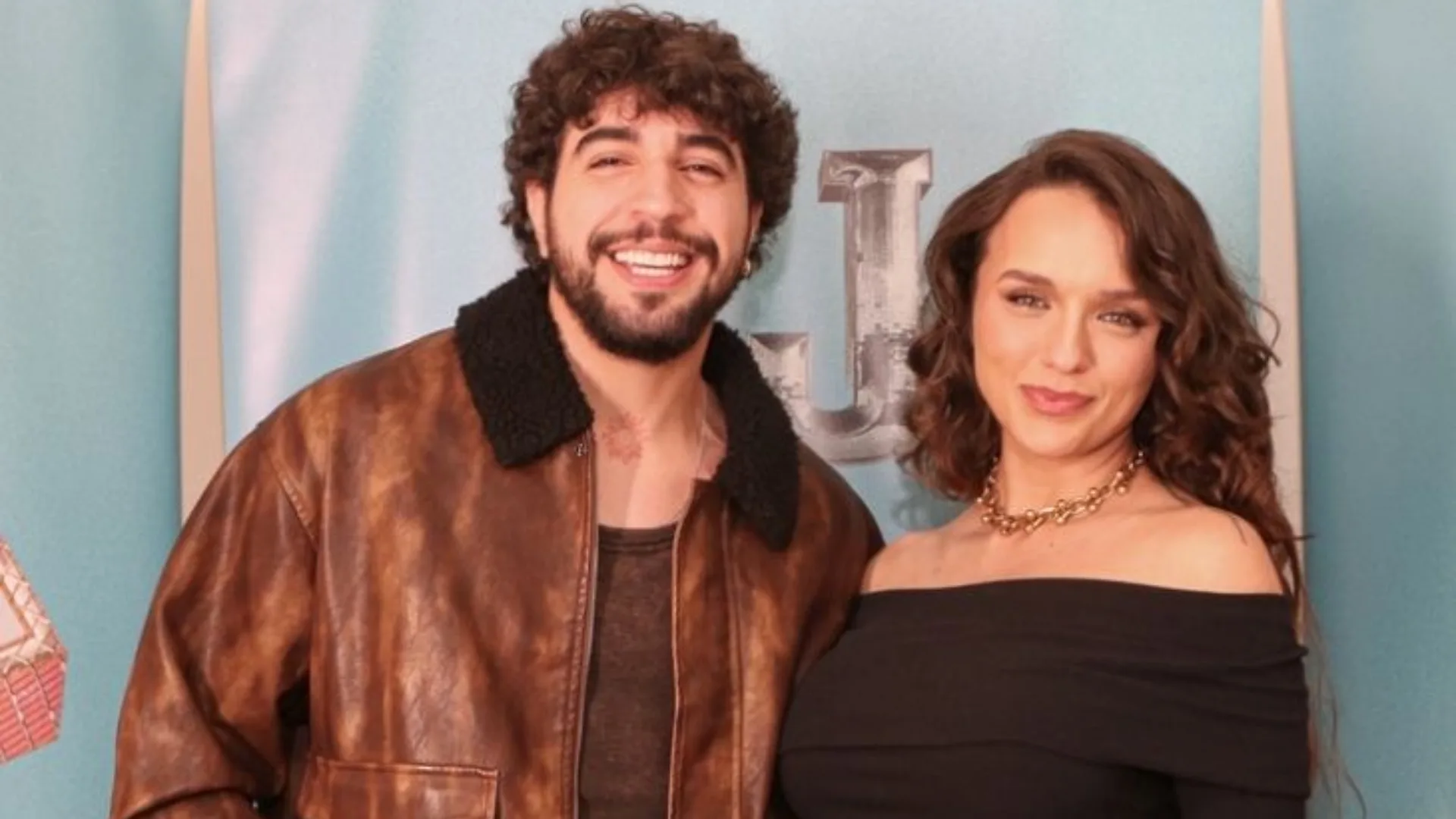 Nattan mostra barrigão de Rafa Kalimann e brinca: “Não nasce”