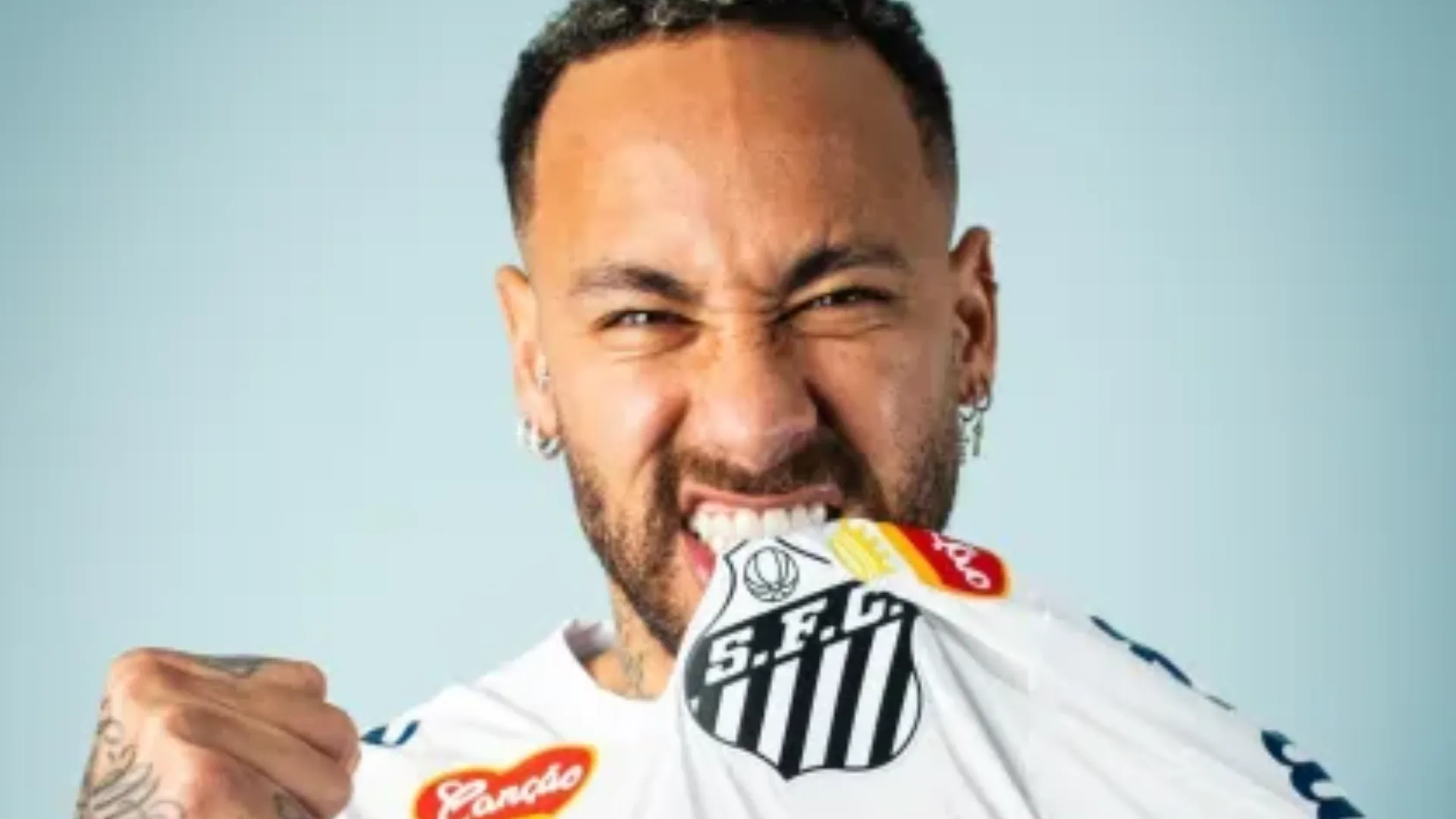 Santos anuncia renovação com Neymar até o fim de 2026