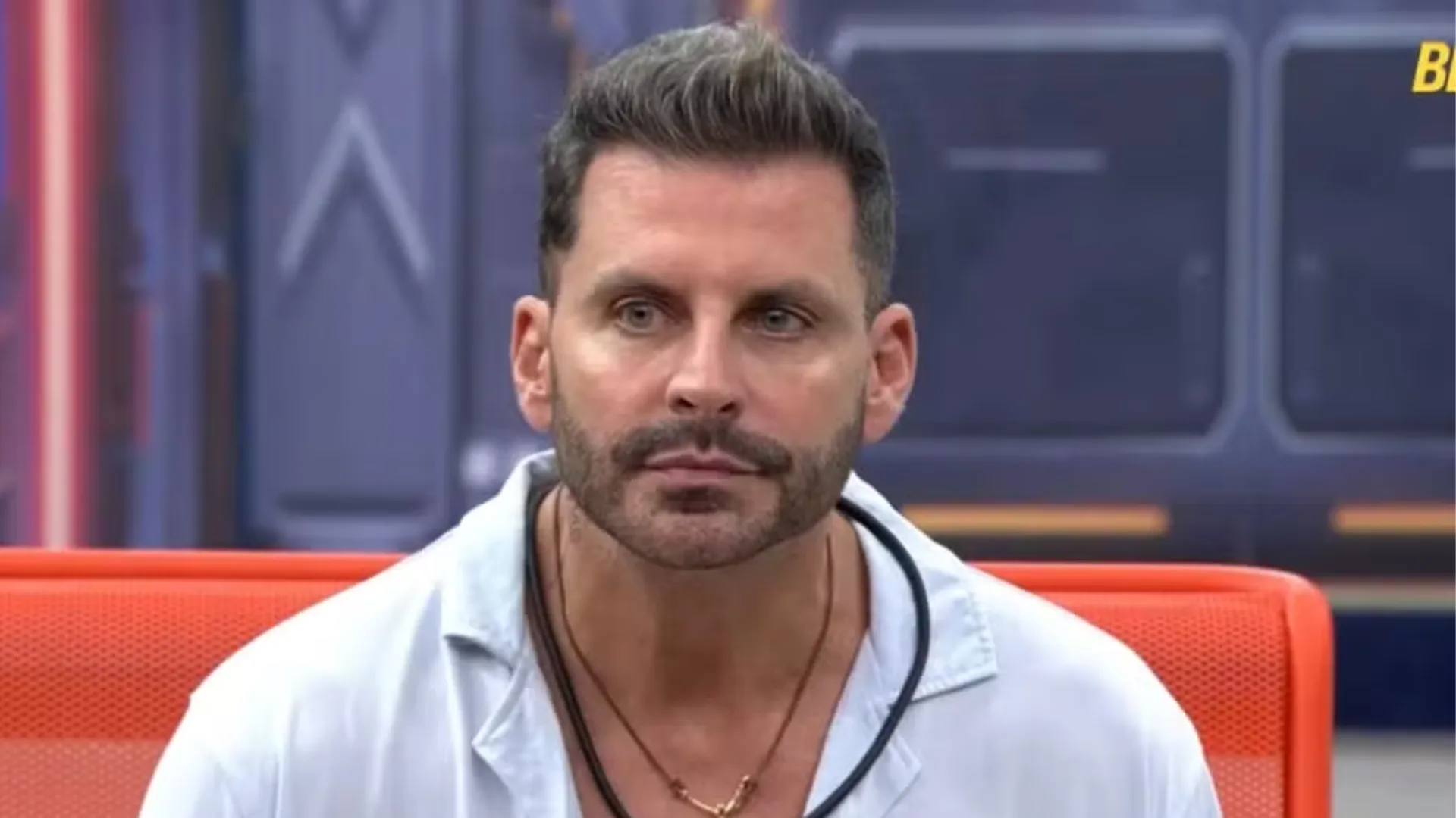 Produção se pronuncia após Henri Castelli passar mal novamente