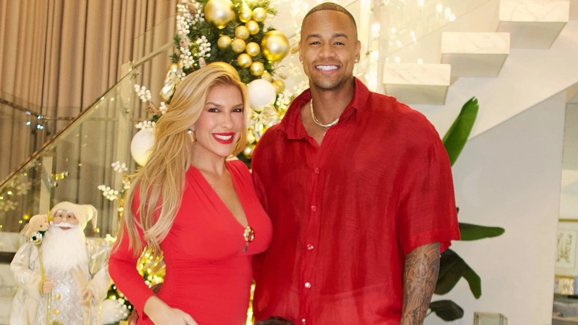 Grávida de 4 meses, Lore Improta faz coreografia com Léo Santana